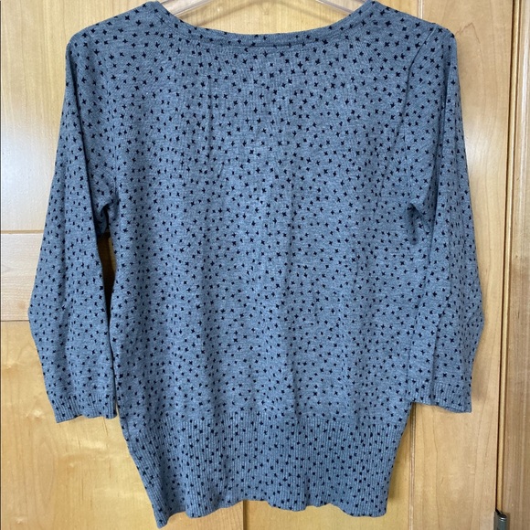 Top - Picture 2 of 3